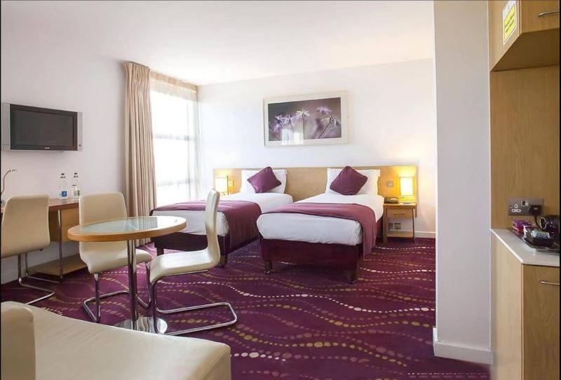 Louis Fitzgerald 4* Clondalkin